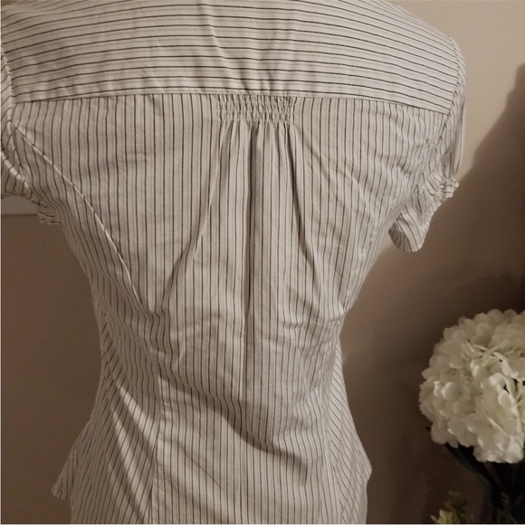 Express Striped Short Sleeve Button Down Ruffle Top. Size Small - Picture 4 of 5